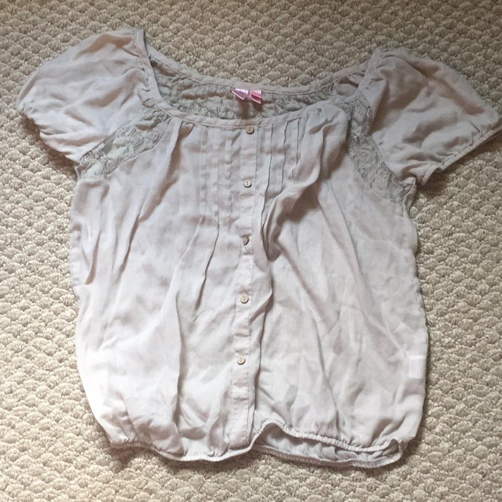 Dolled Up brand dress shirt!